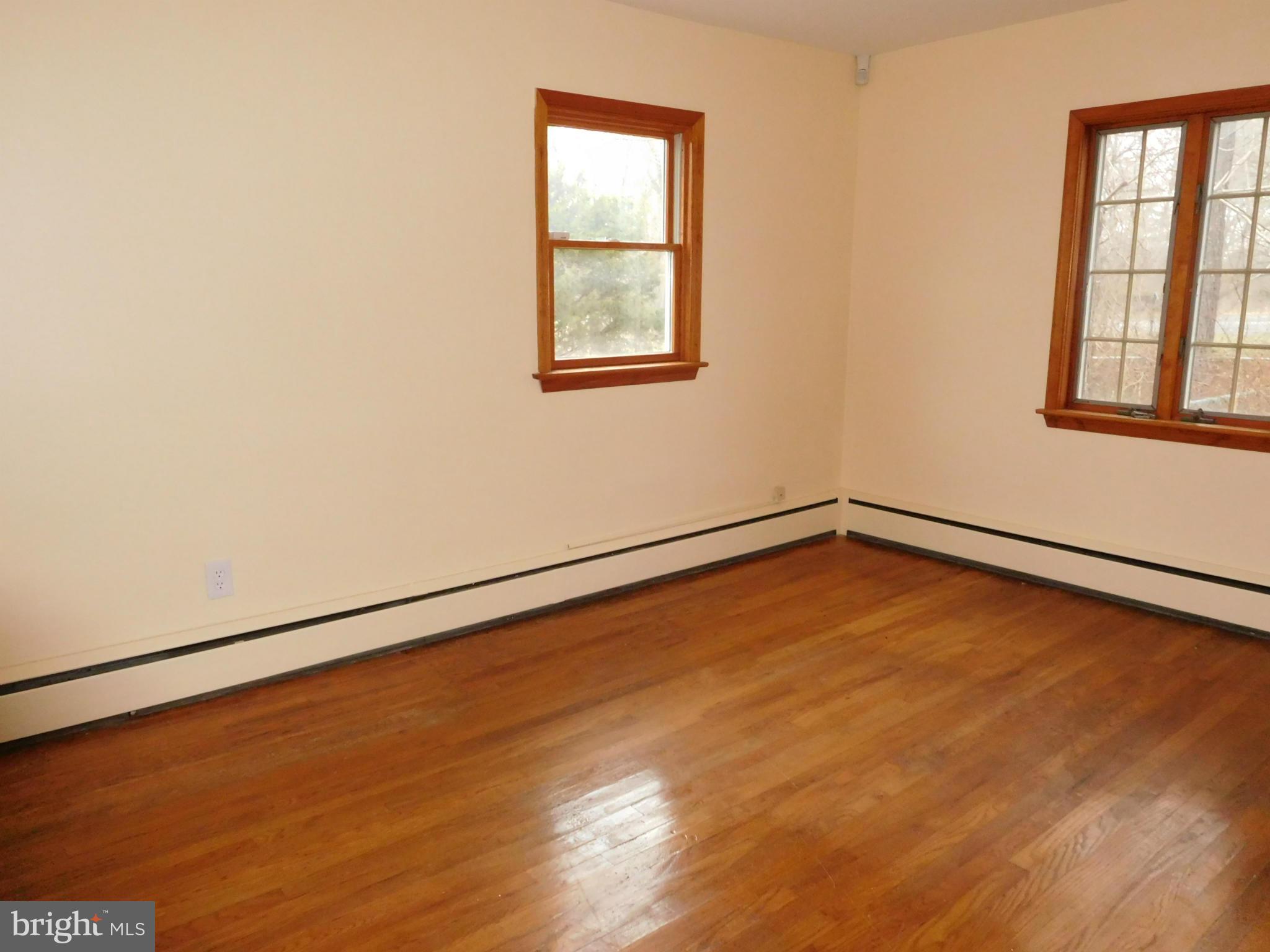 WHITE MARSH - Commercial Lease