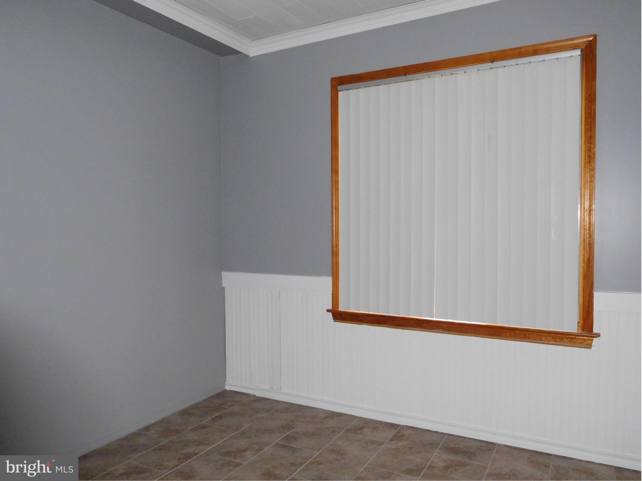 WHITE MARSH - Commercial Lease