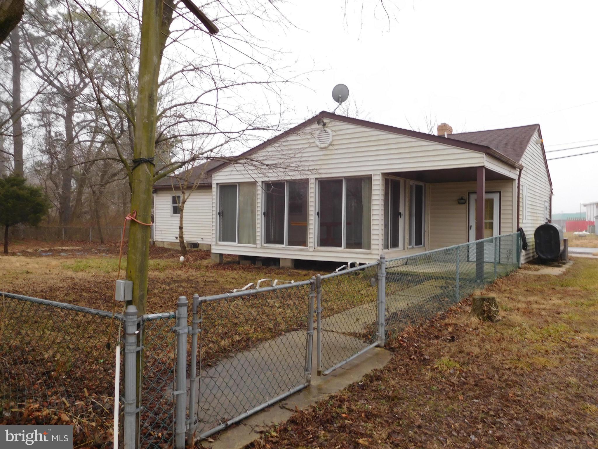 WHITE MARSH - Commercial Lease