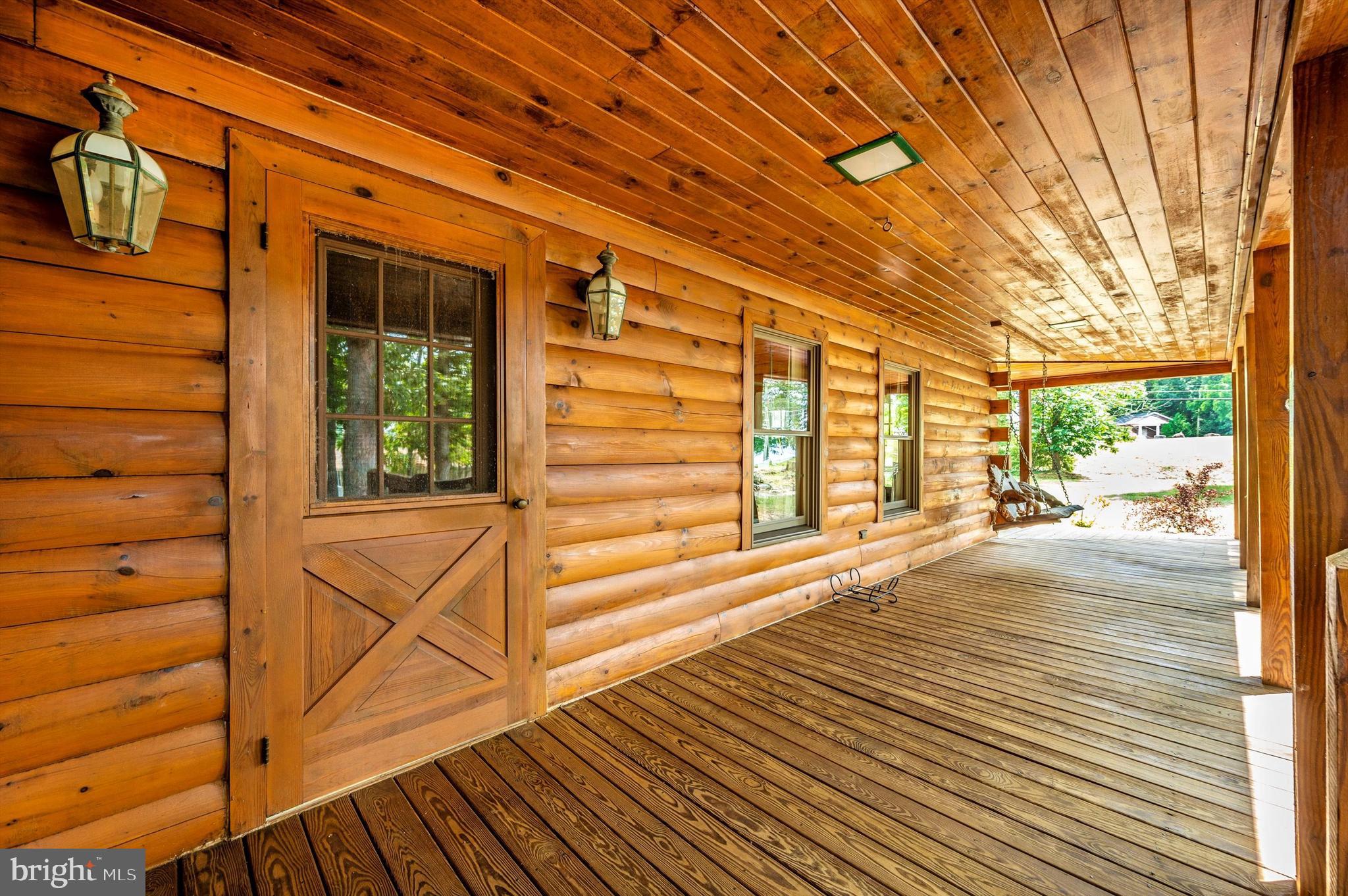 LAKE MEADE - Residential