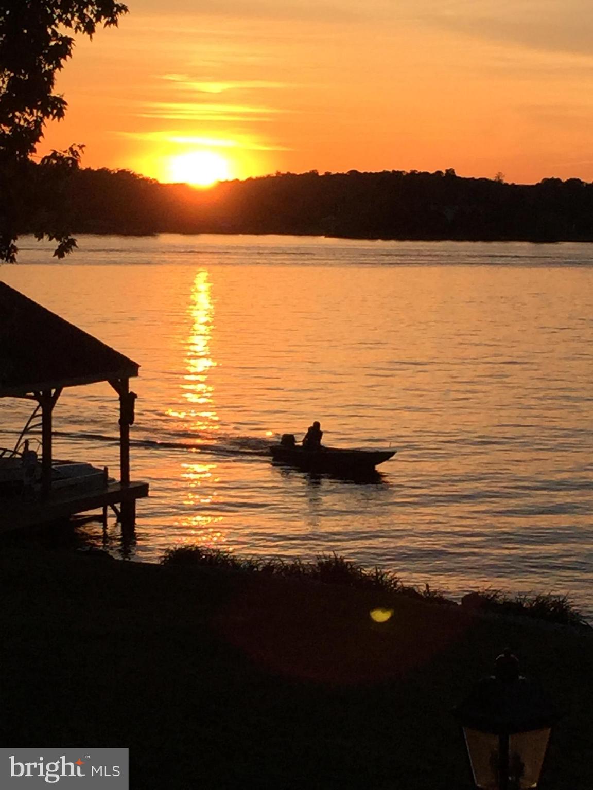 LAKE MEADE - Residential