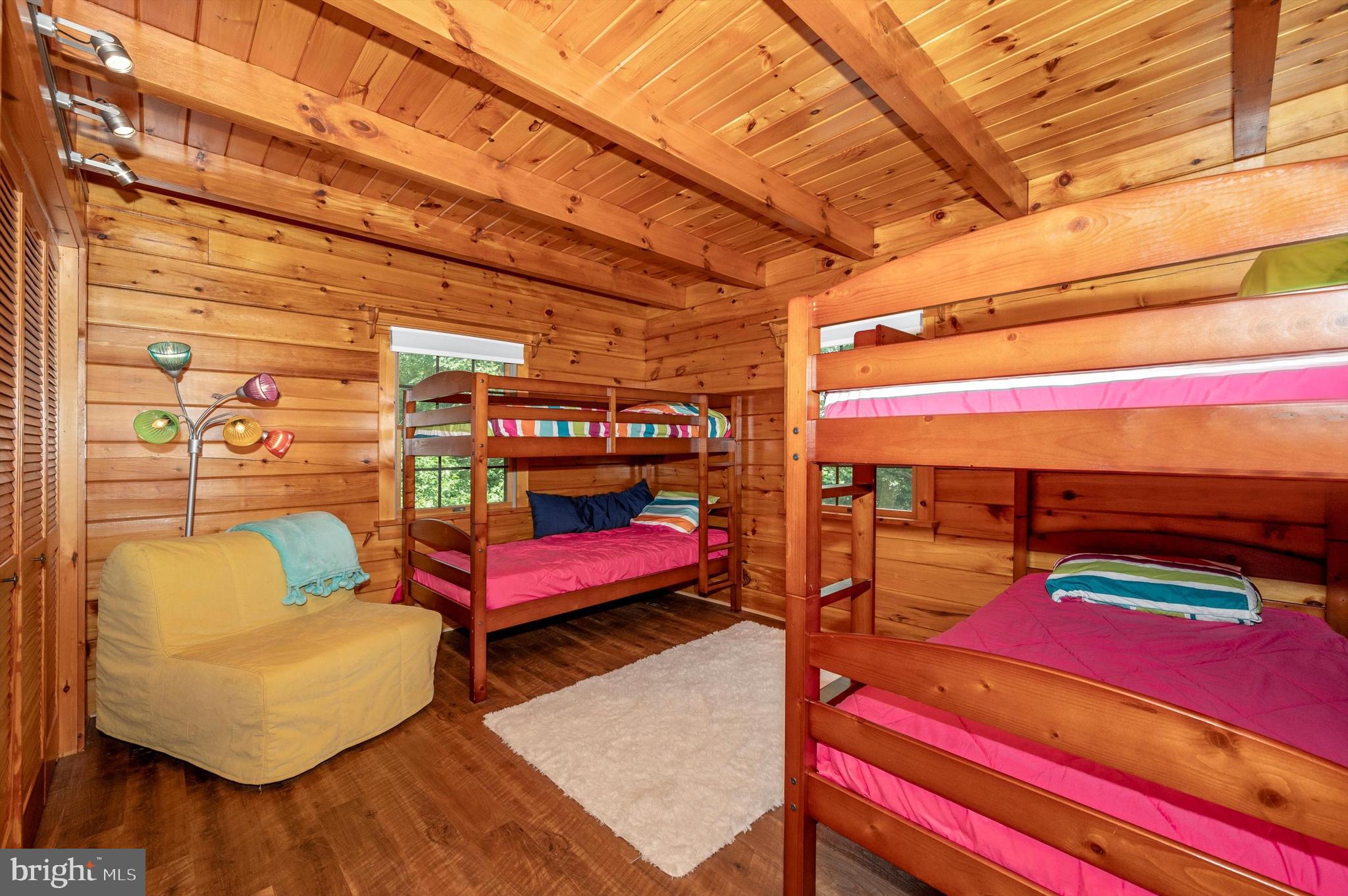 LAKE MEADE - Residential