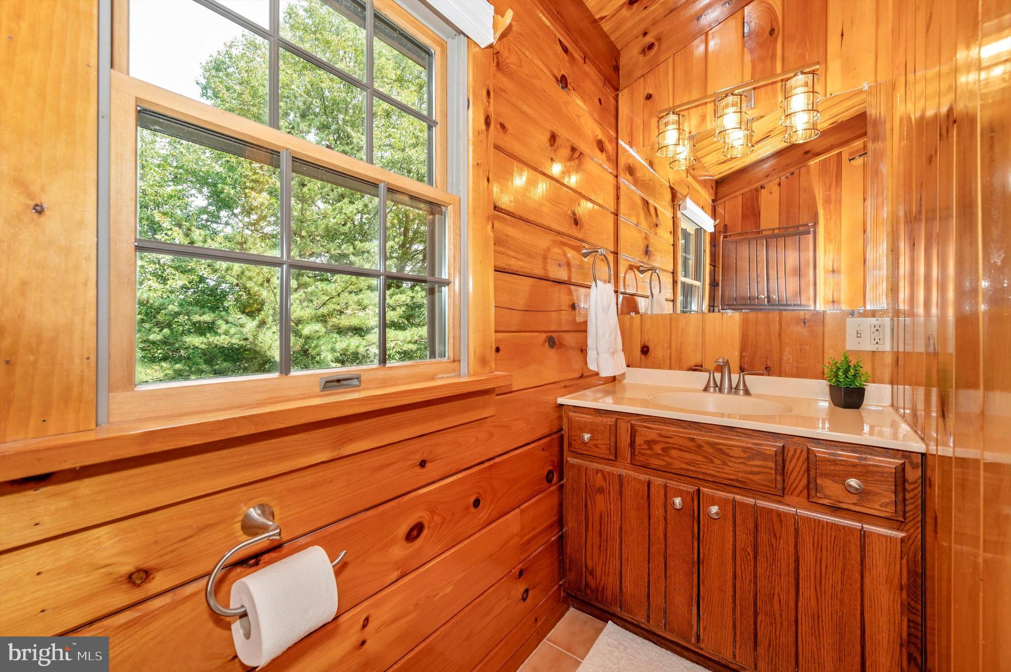 LAKE MEADE - Residential