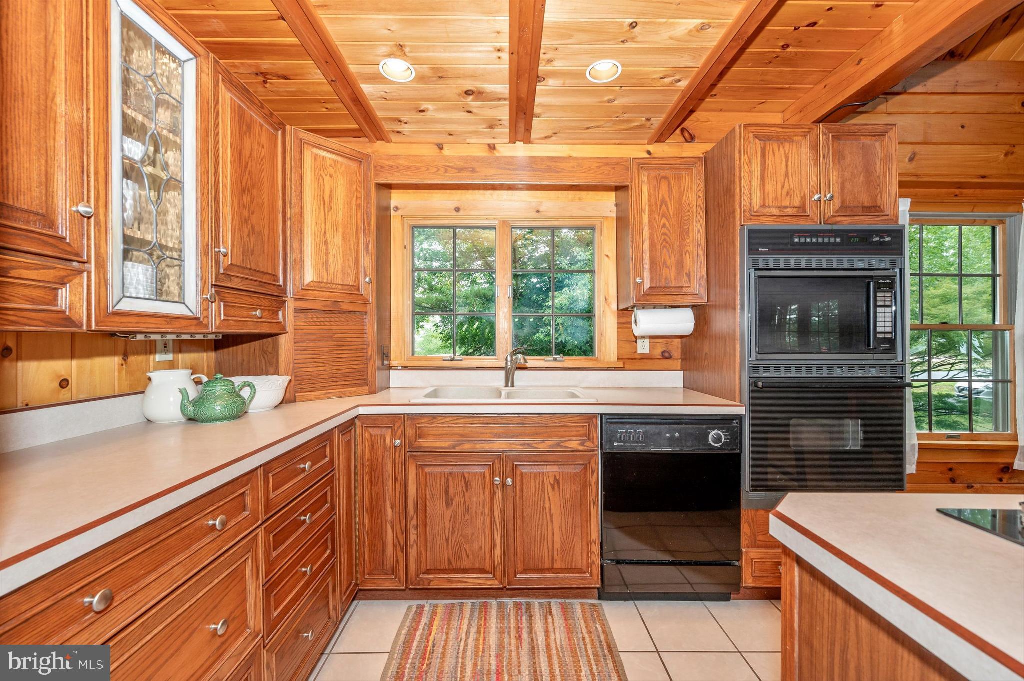 LAKE MEADE - Residential