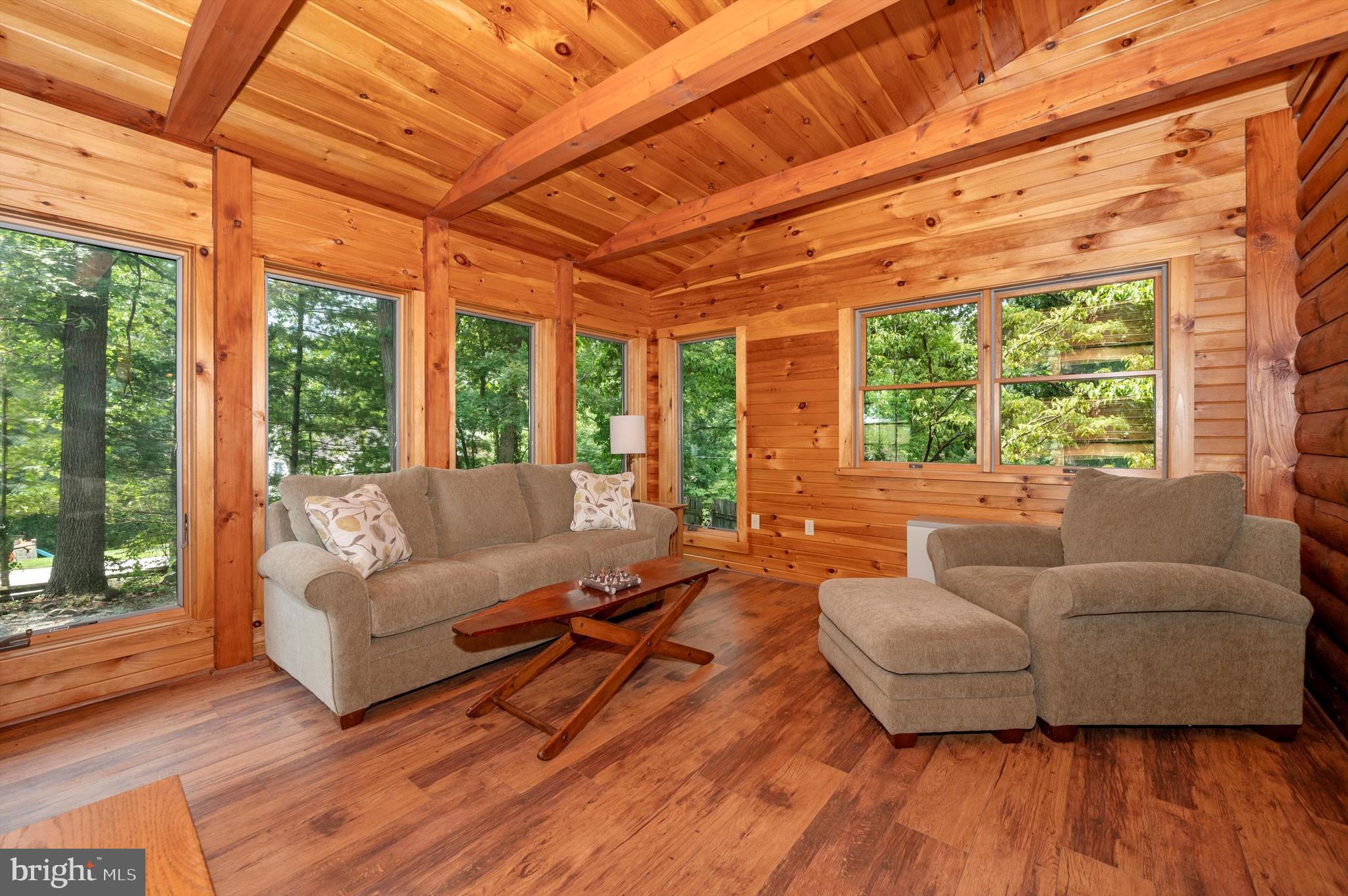 LAKE MEADE - Residential