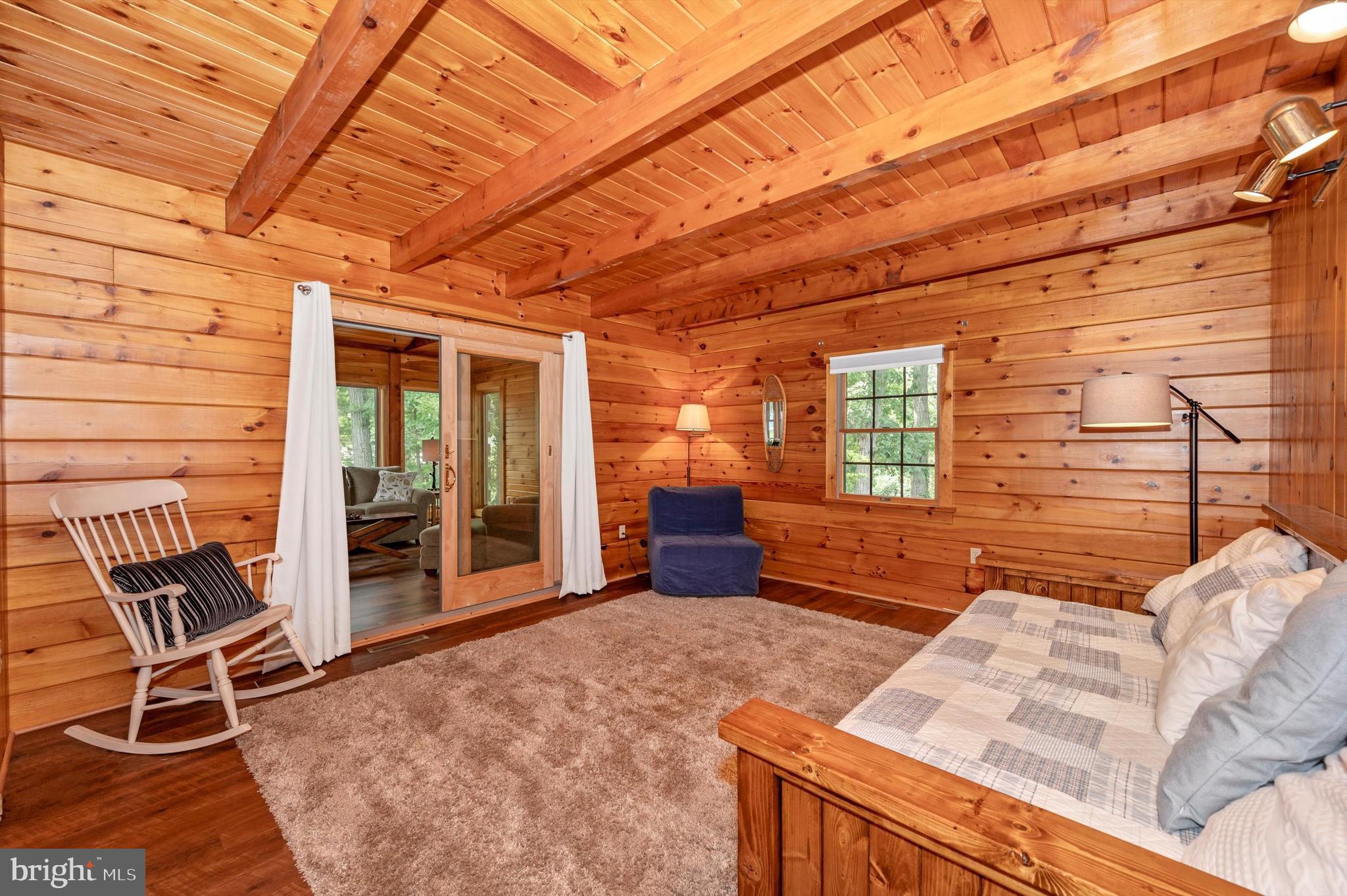 LAKE MEADE - Residential