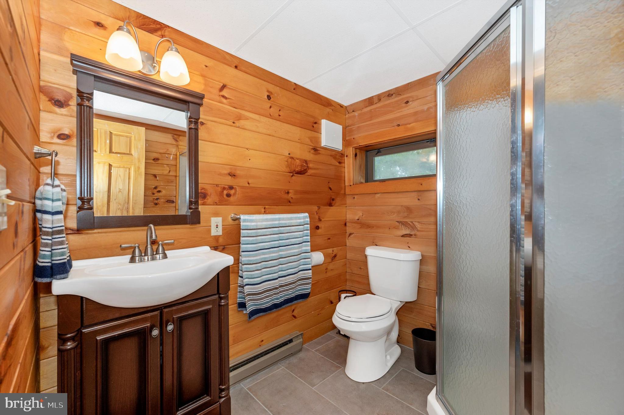 LAKE MEADE - Residential