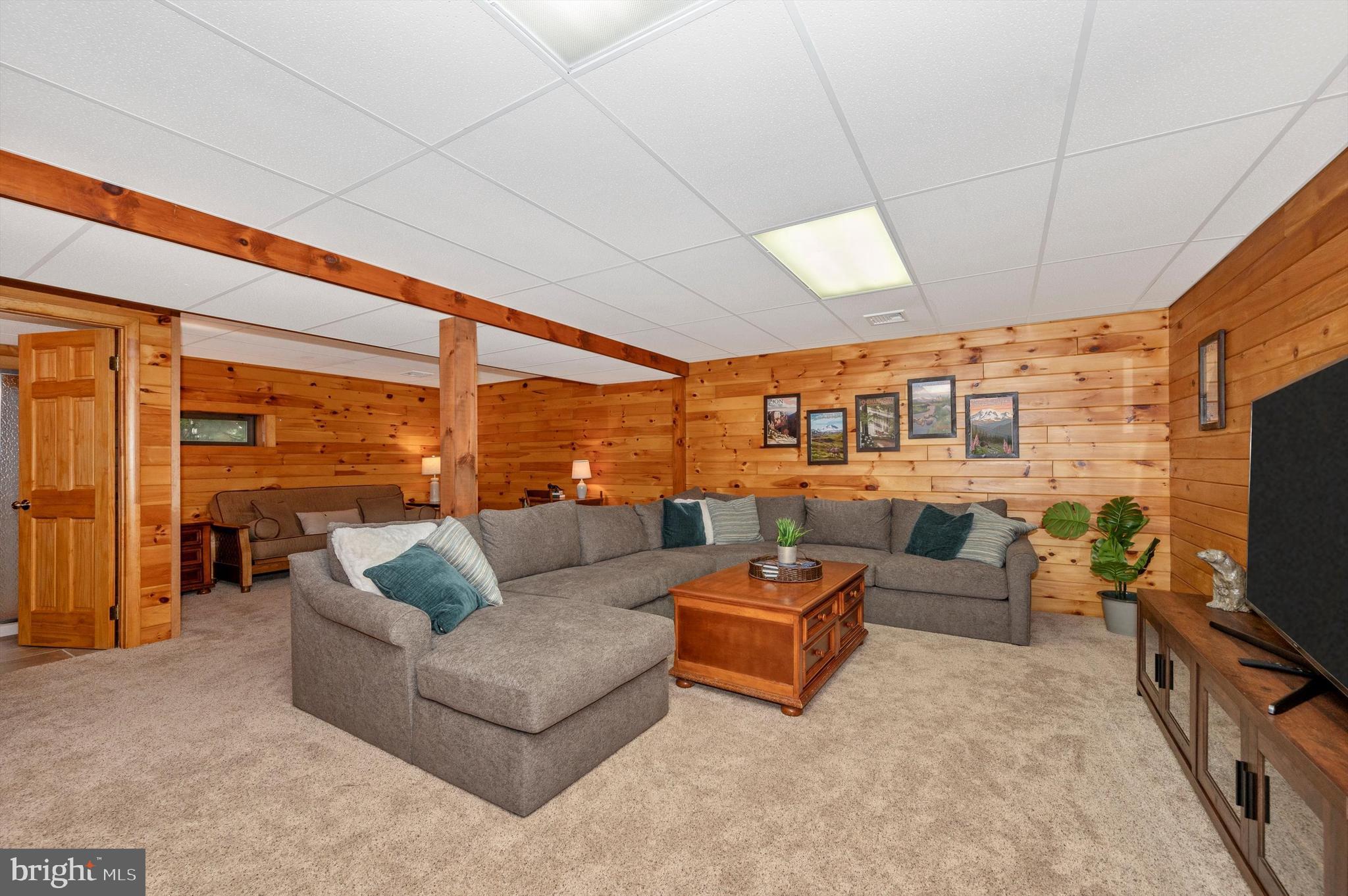 LAKE MEADE - Residential