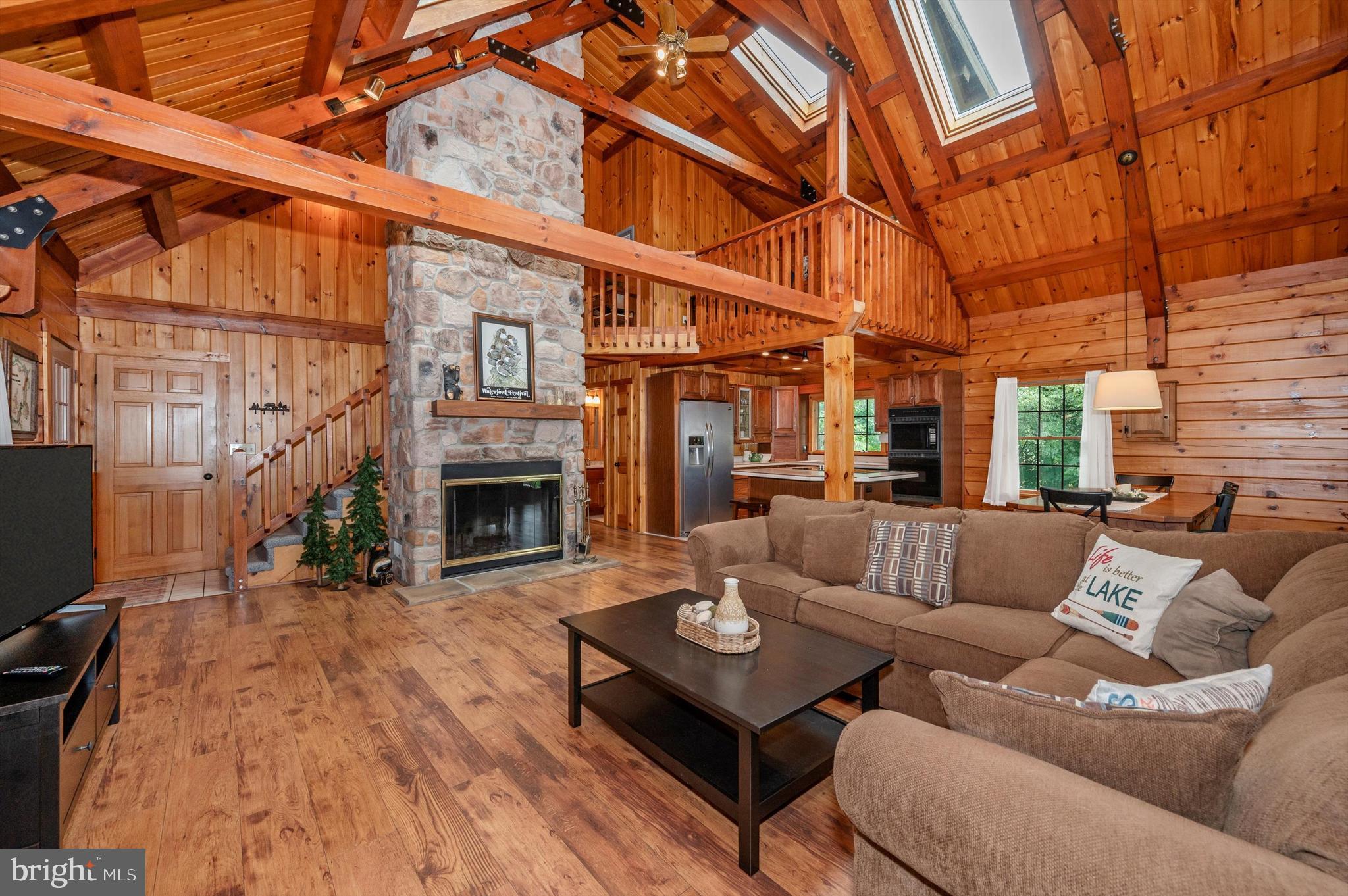 LAKE MEADE - Residential