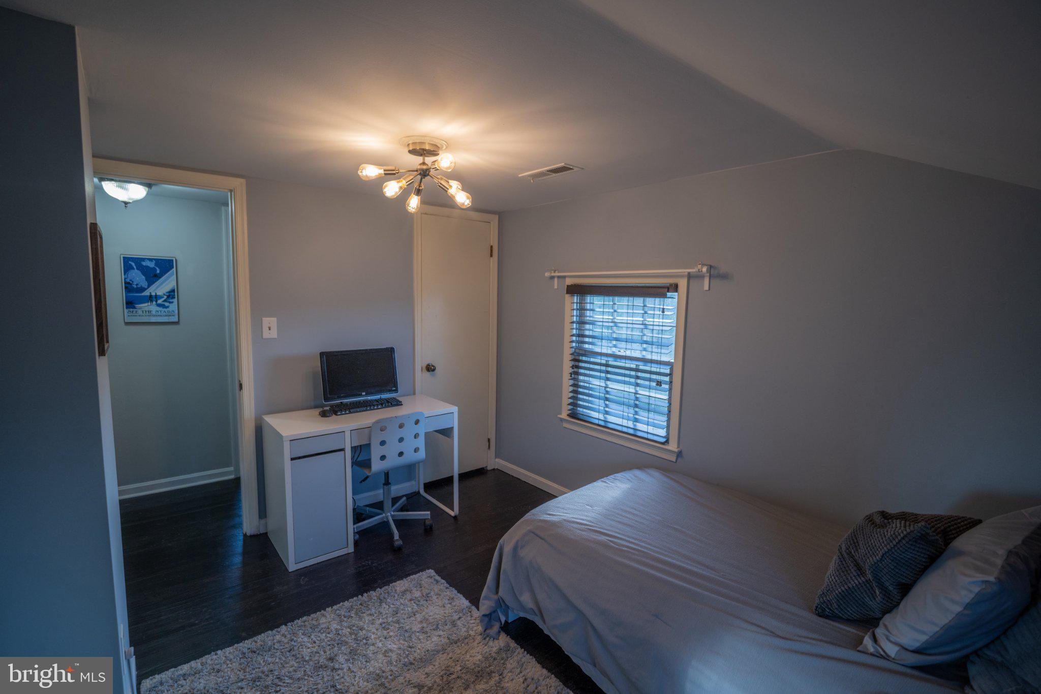 PINE GROVE - Residential