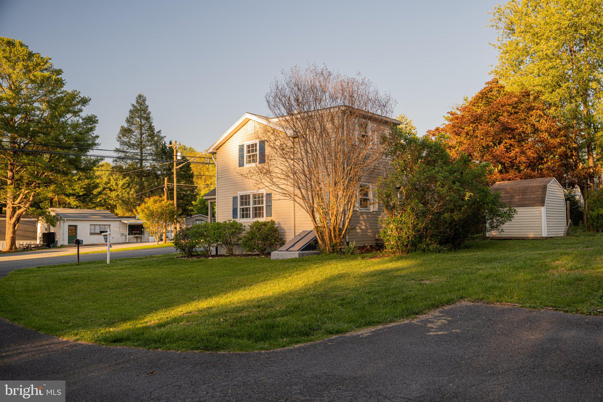 PINE GROVE - Residential