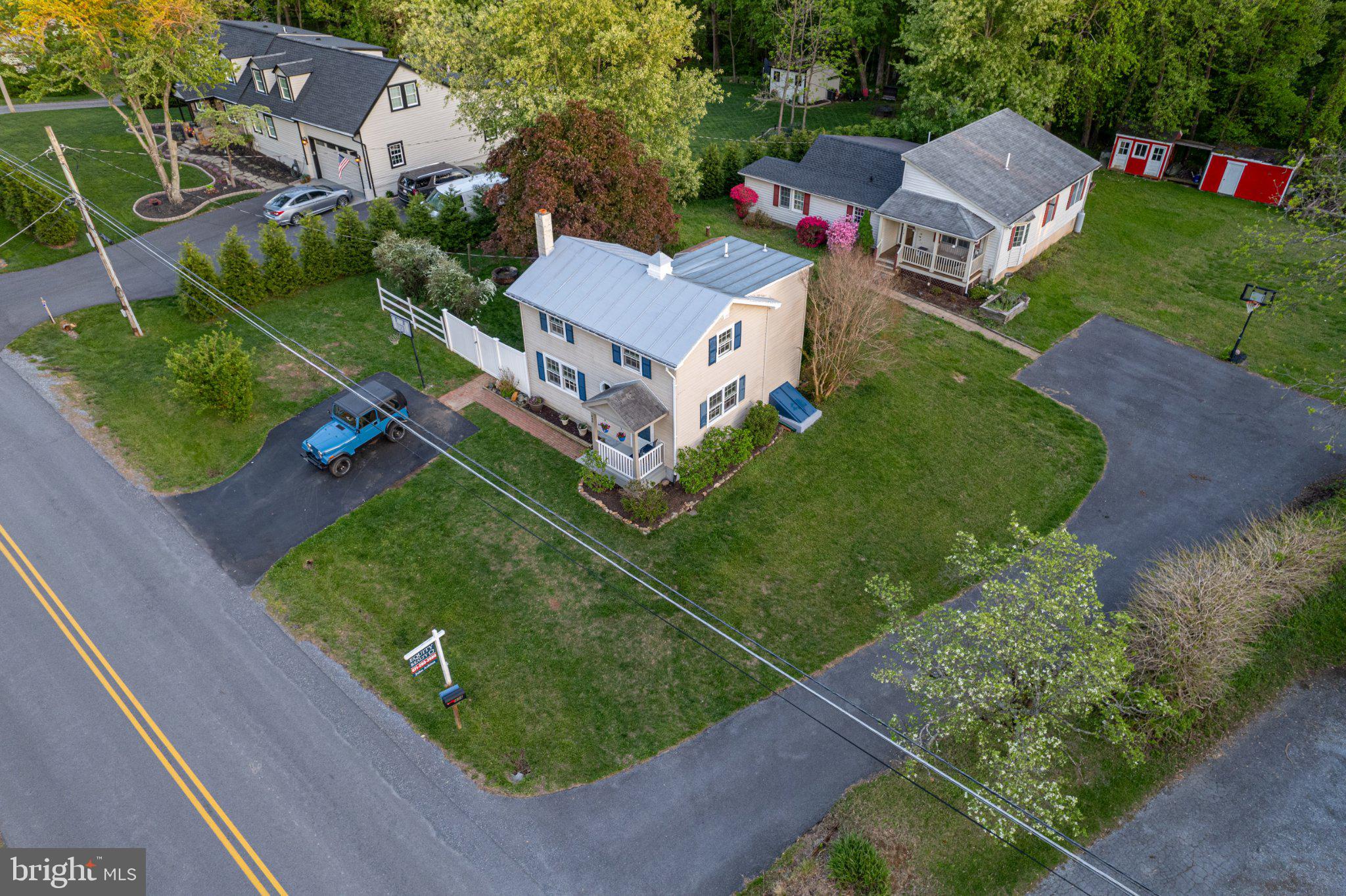 PINE GROVE - Residential