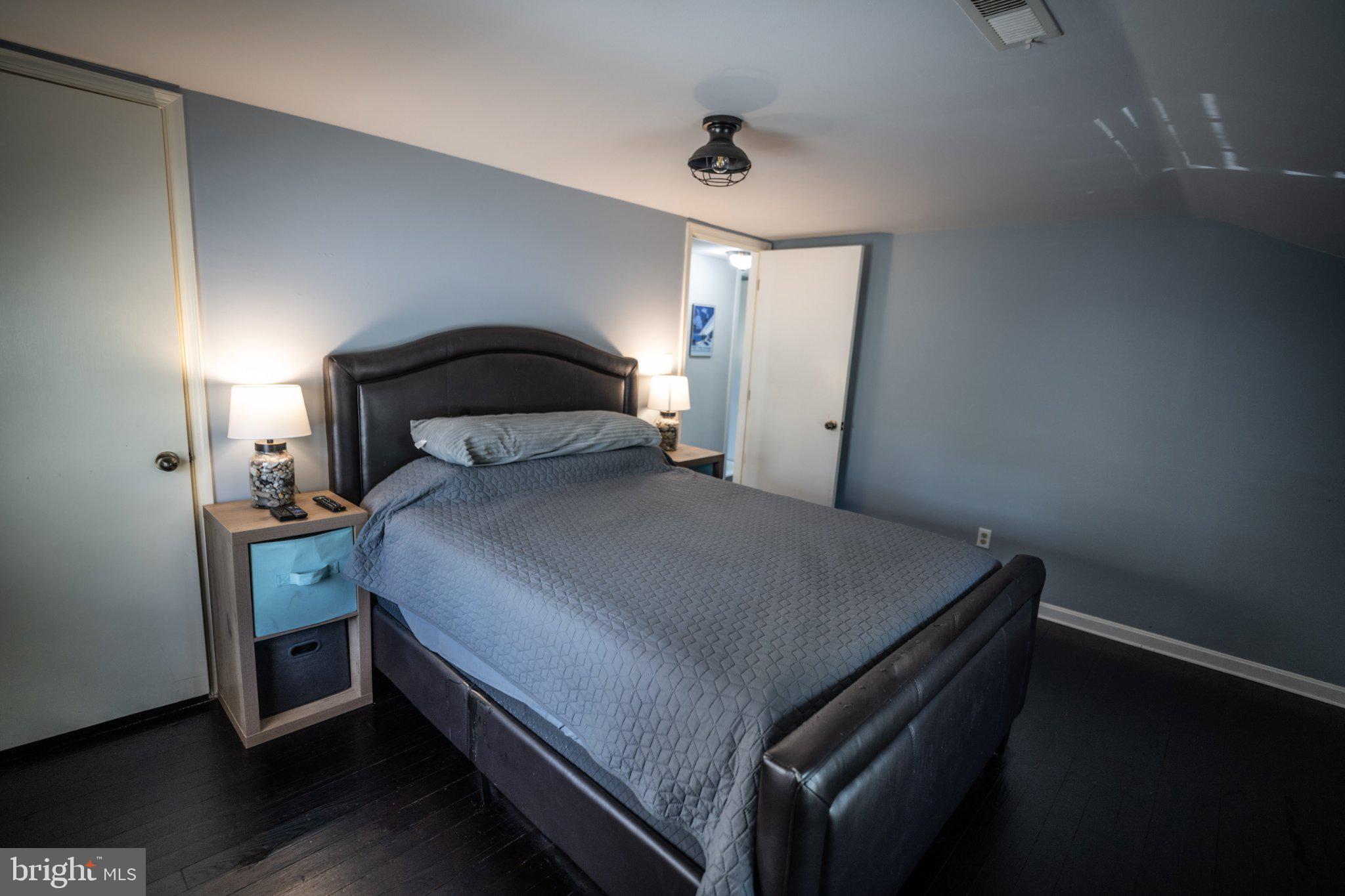 PINE GROVE - Residential