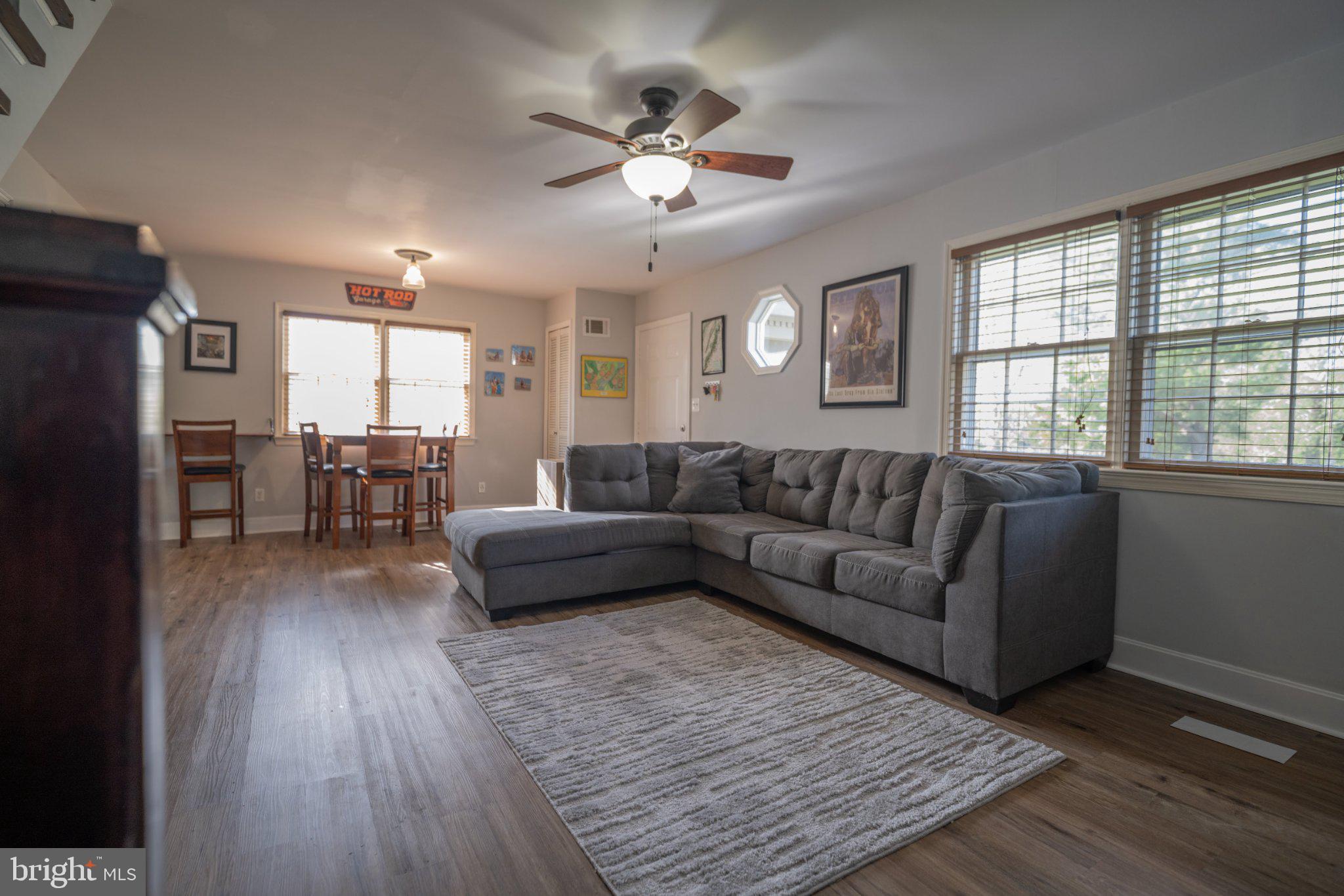 PINE GROVE - Residential