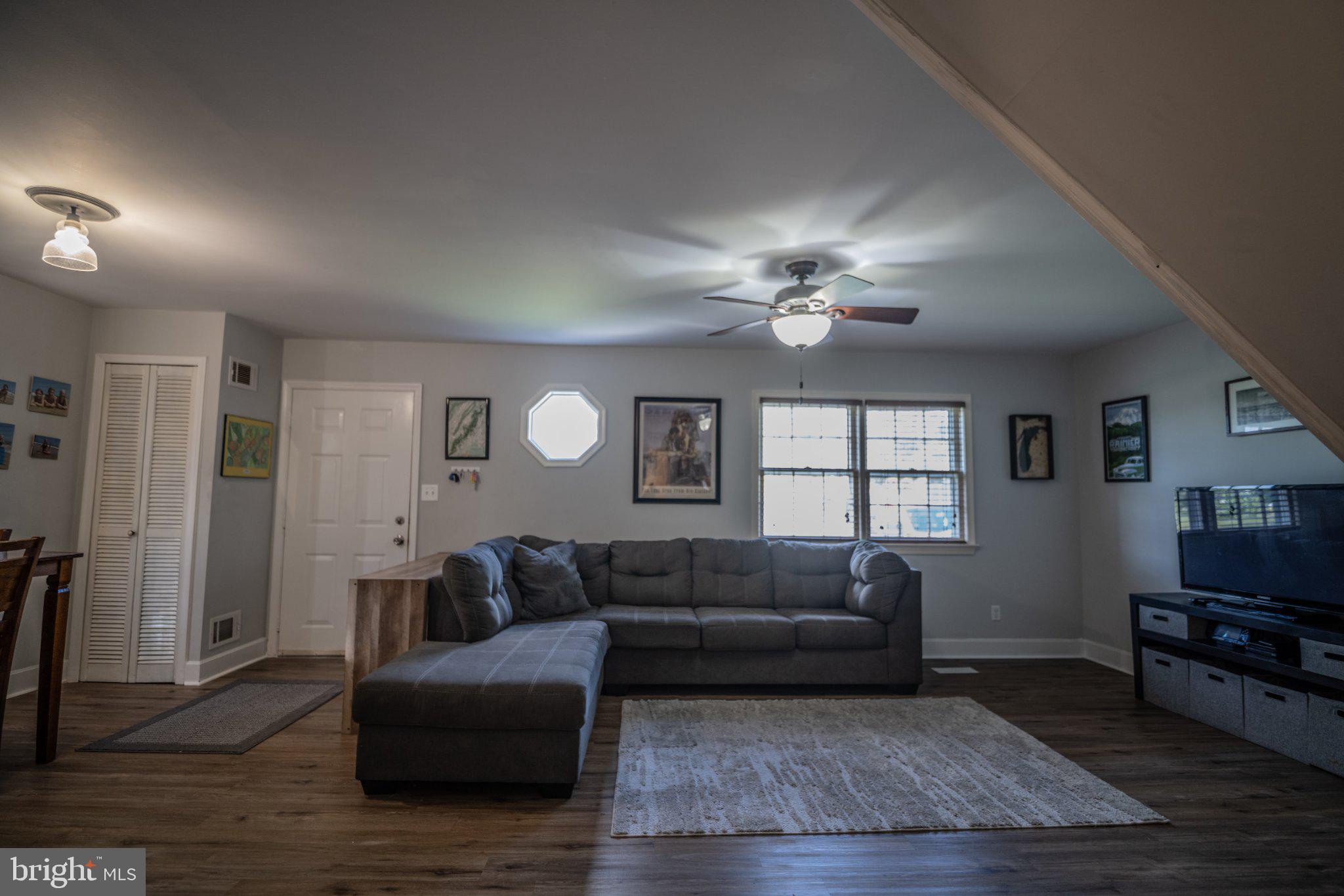 PINE GROVE - Residential