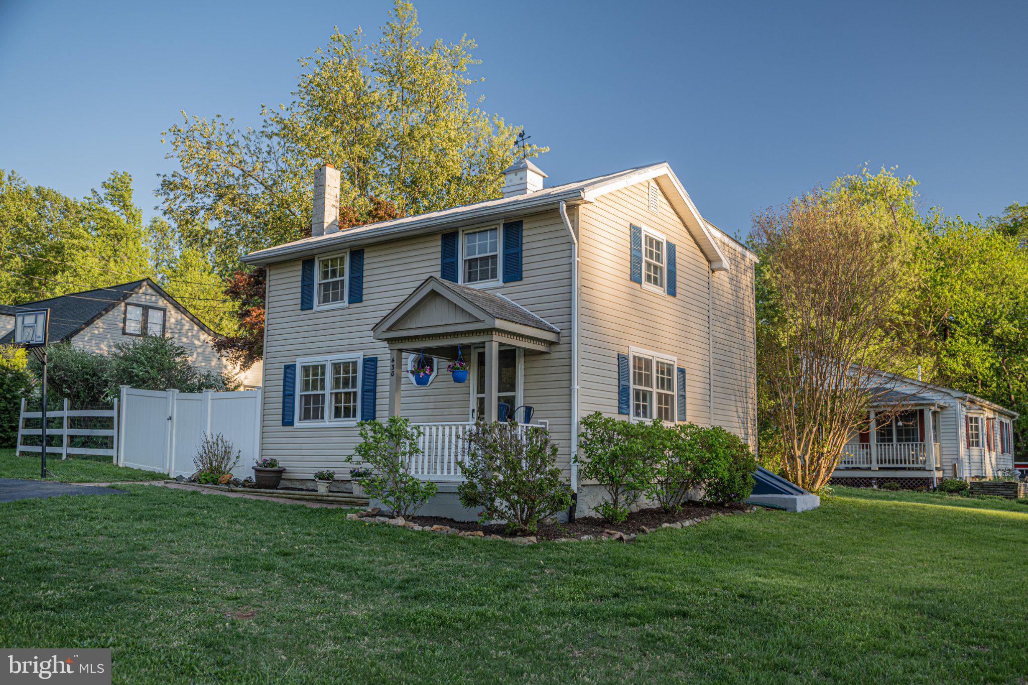 PINE GROVE - Residential