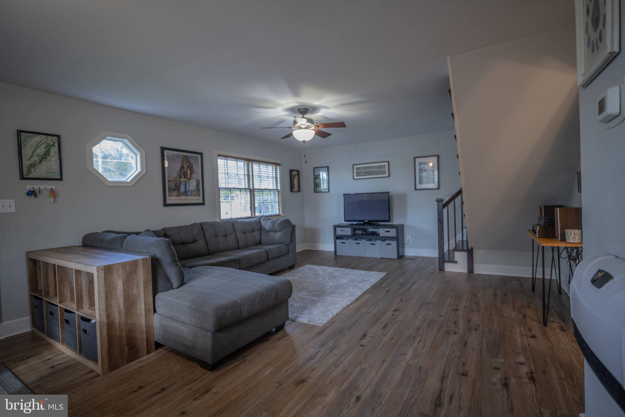 PINE GROVE - Residential