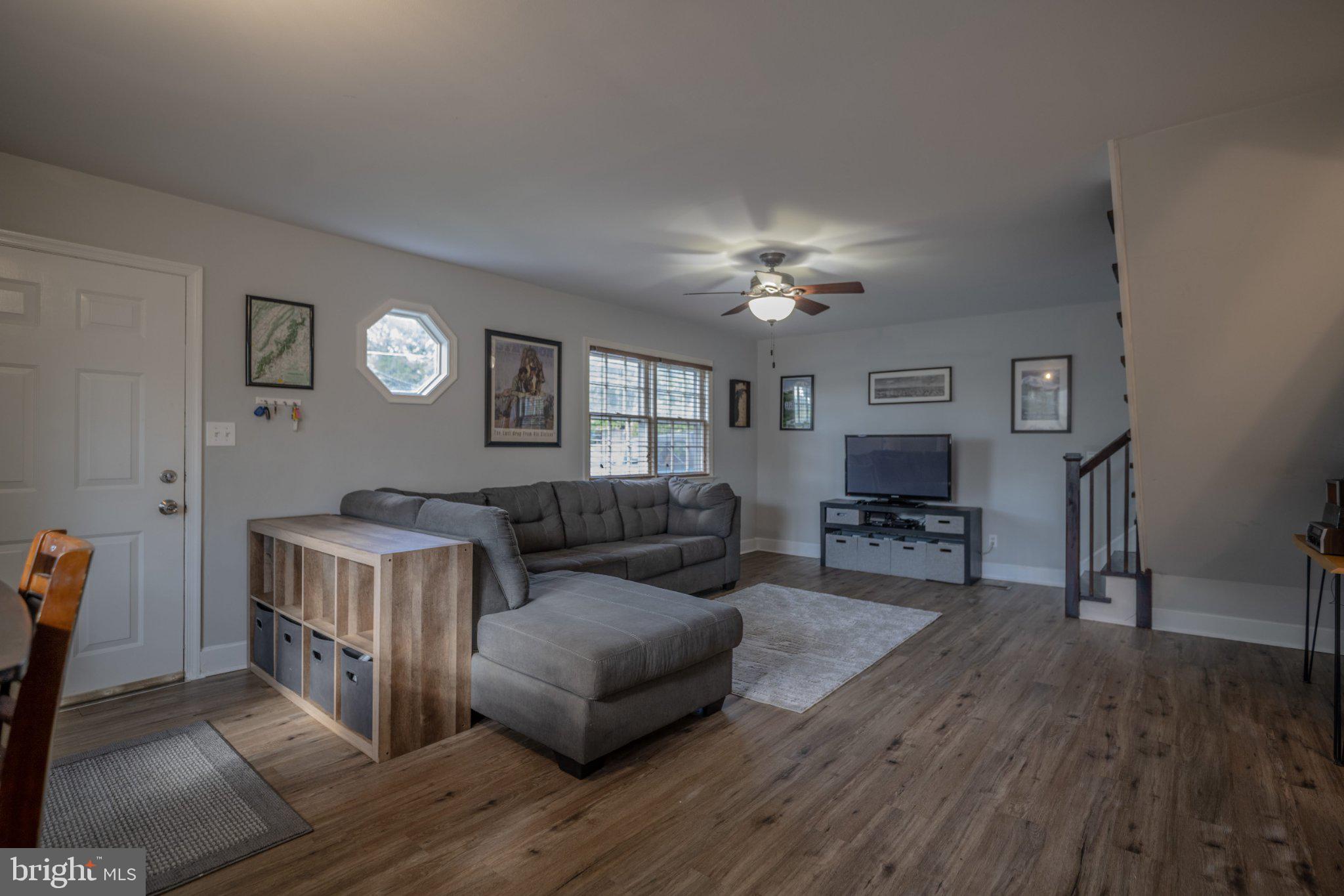 PINE GROVE - Residential