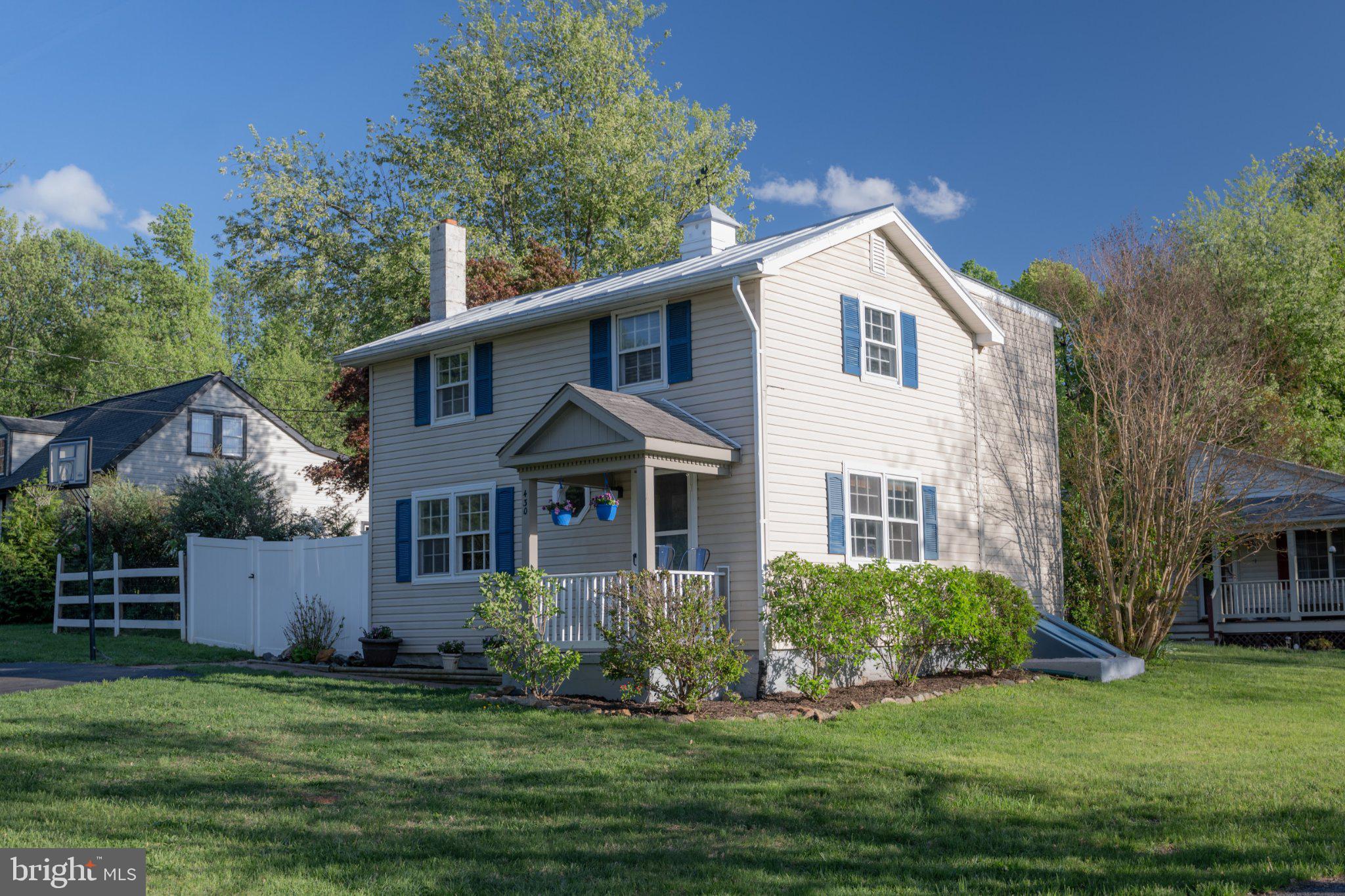 PINE GROVE - Residential