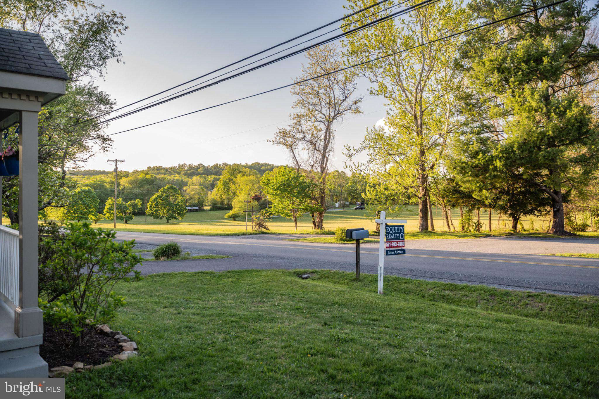 PINE GROVE - Residential