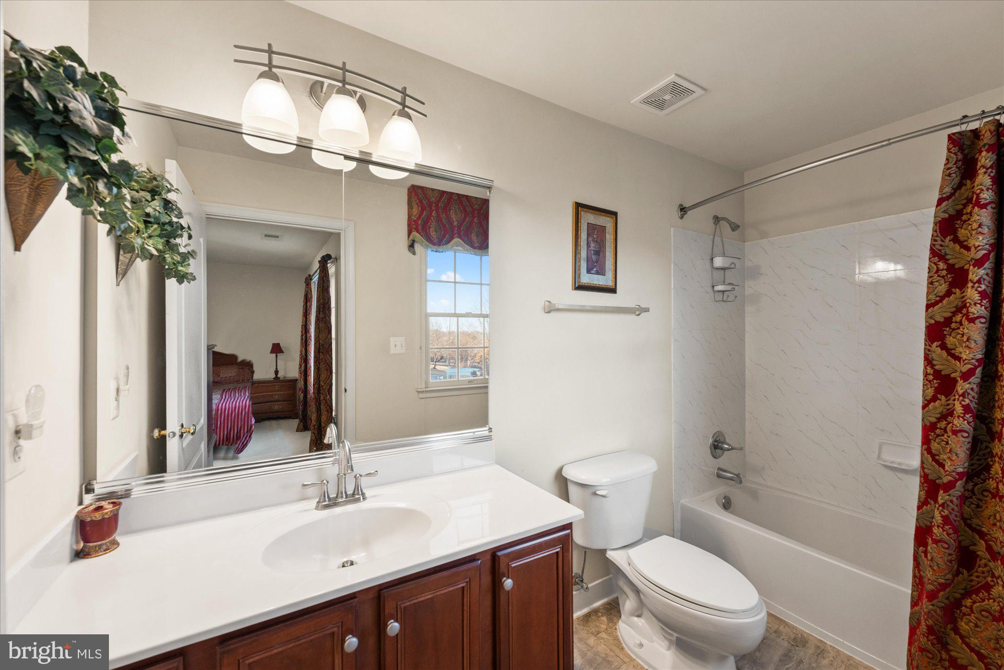 BELMONT COUNTRY CLUB - Residential