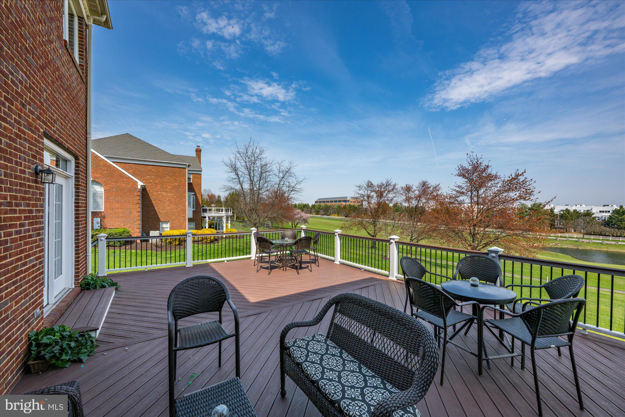 BELMONT COUNTRY CLUB - Residential