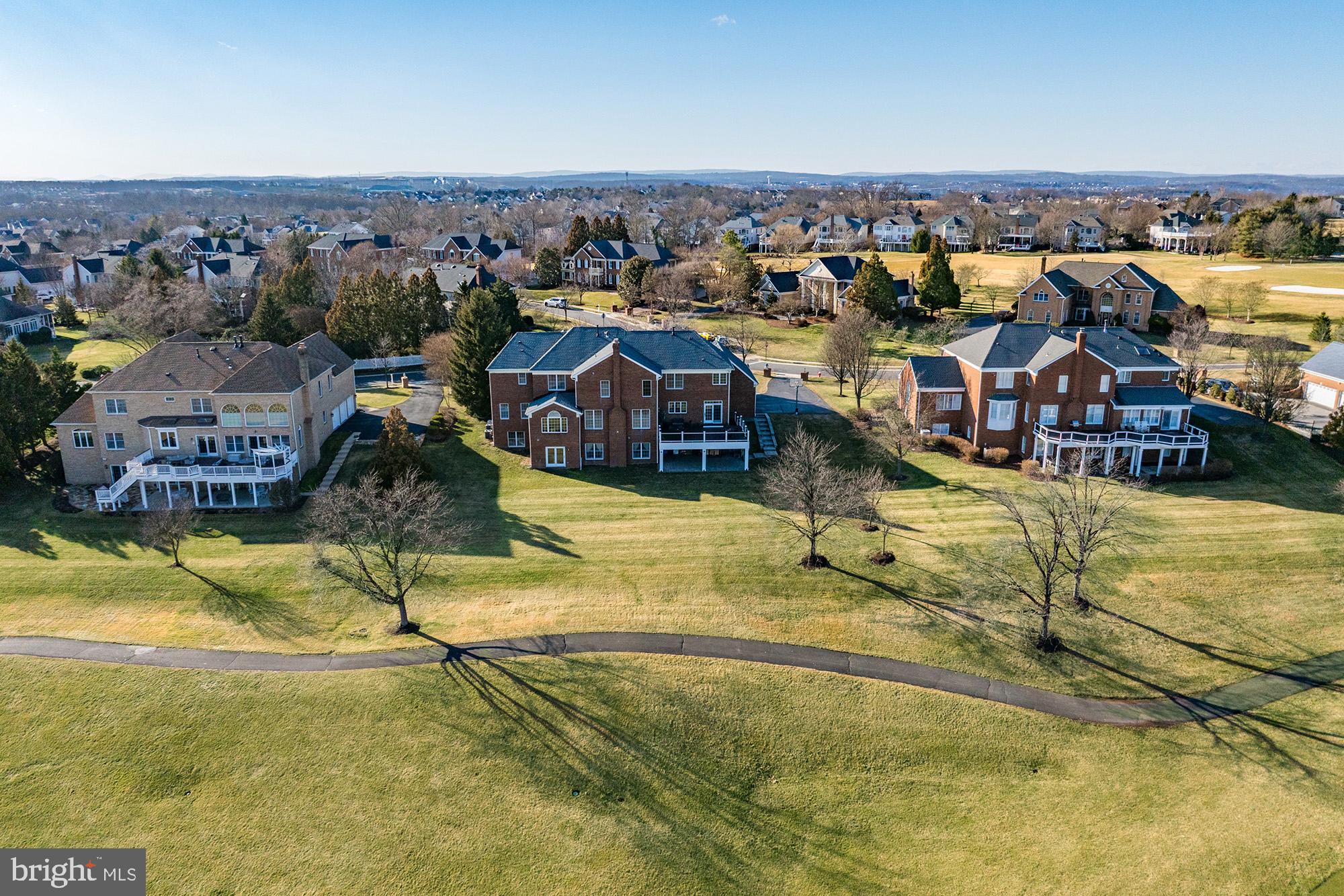 BELMONT COUNTRY CLUB - Residential