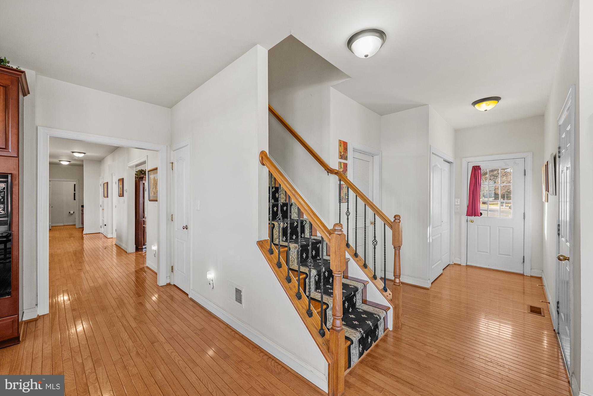 BELMONT COUNTRY CLUB - Residential