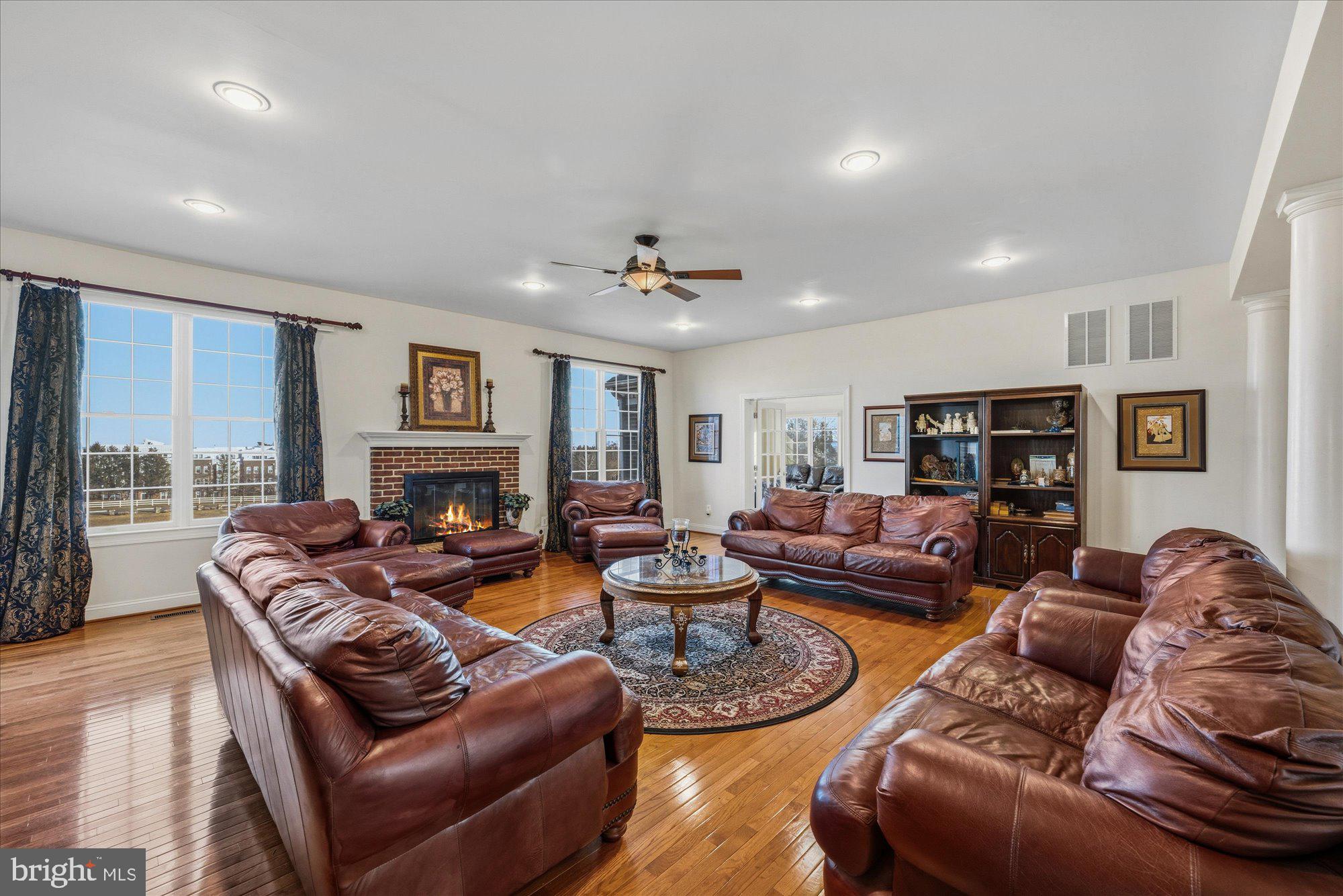 BELMONT COUNTRY CLUB - Residential