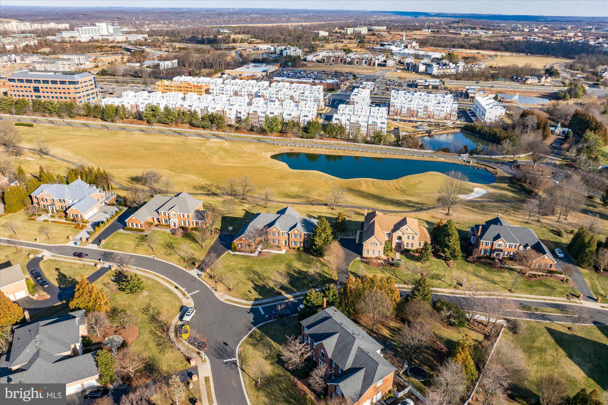 BELMONT COUNTRY CLUB - Residential