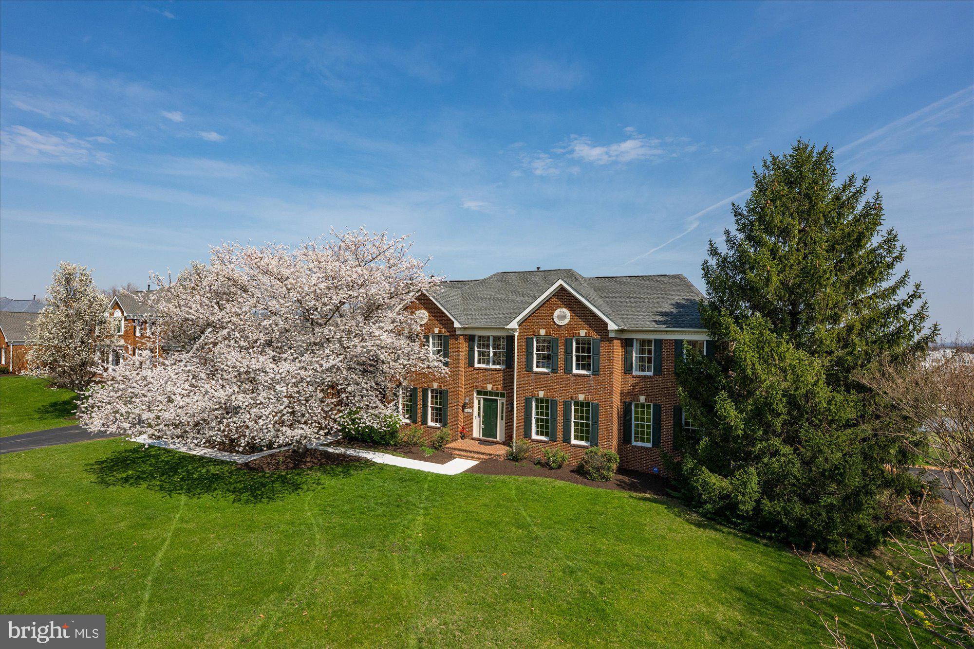 BELMONT COUNTRY CLUB - Residential