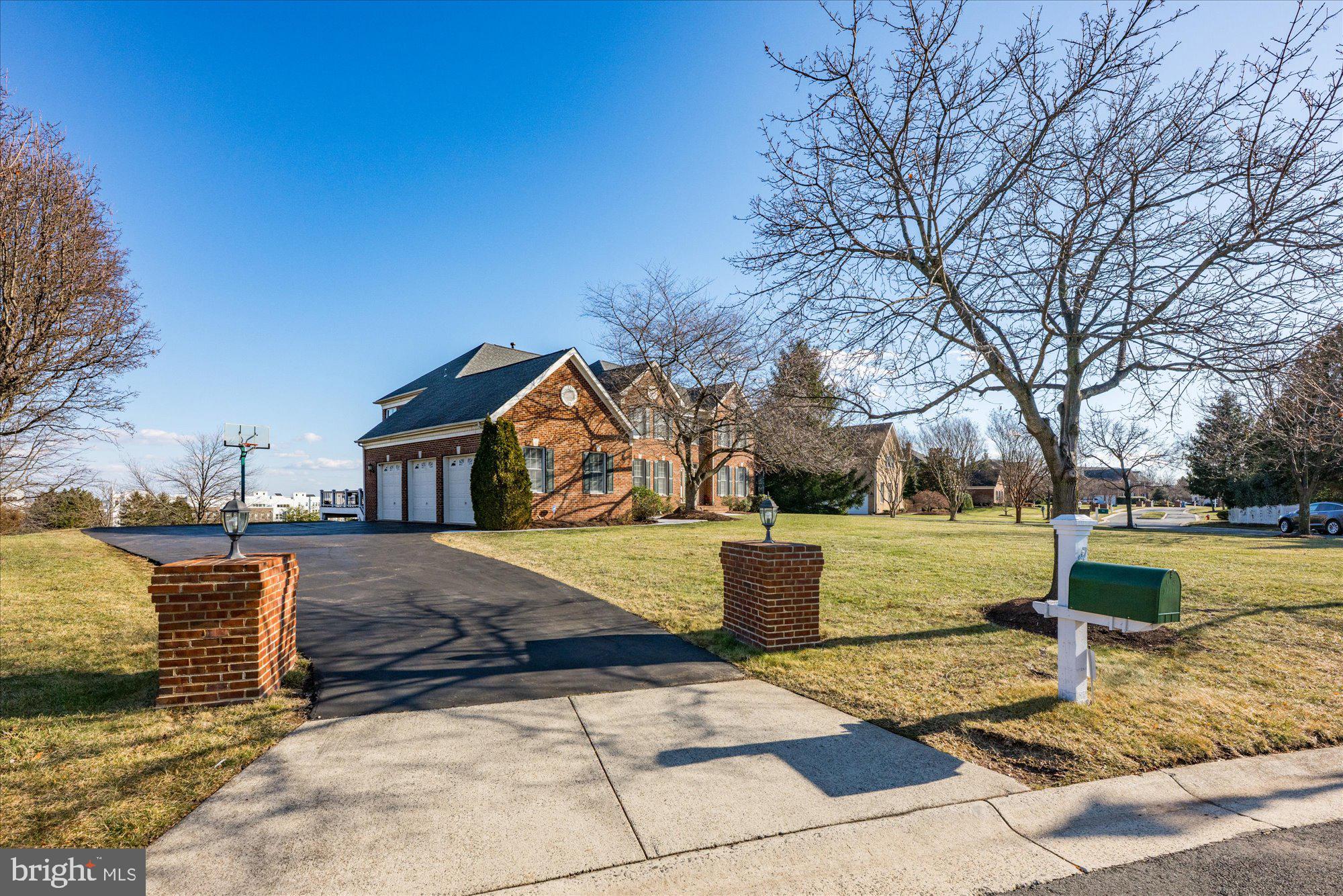 BELMONT COUNTRY CLUB - Residential