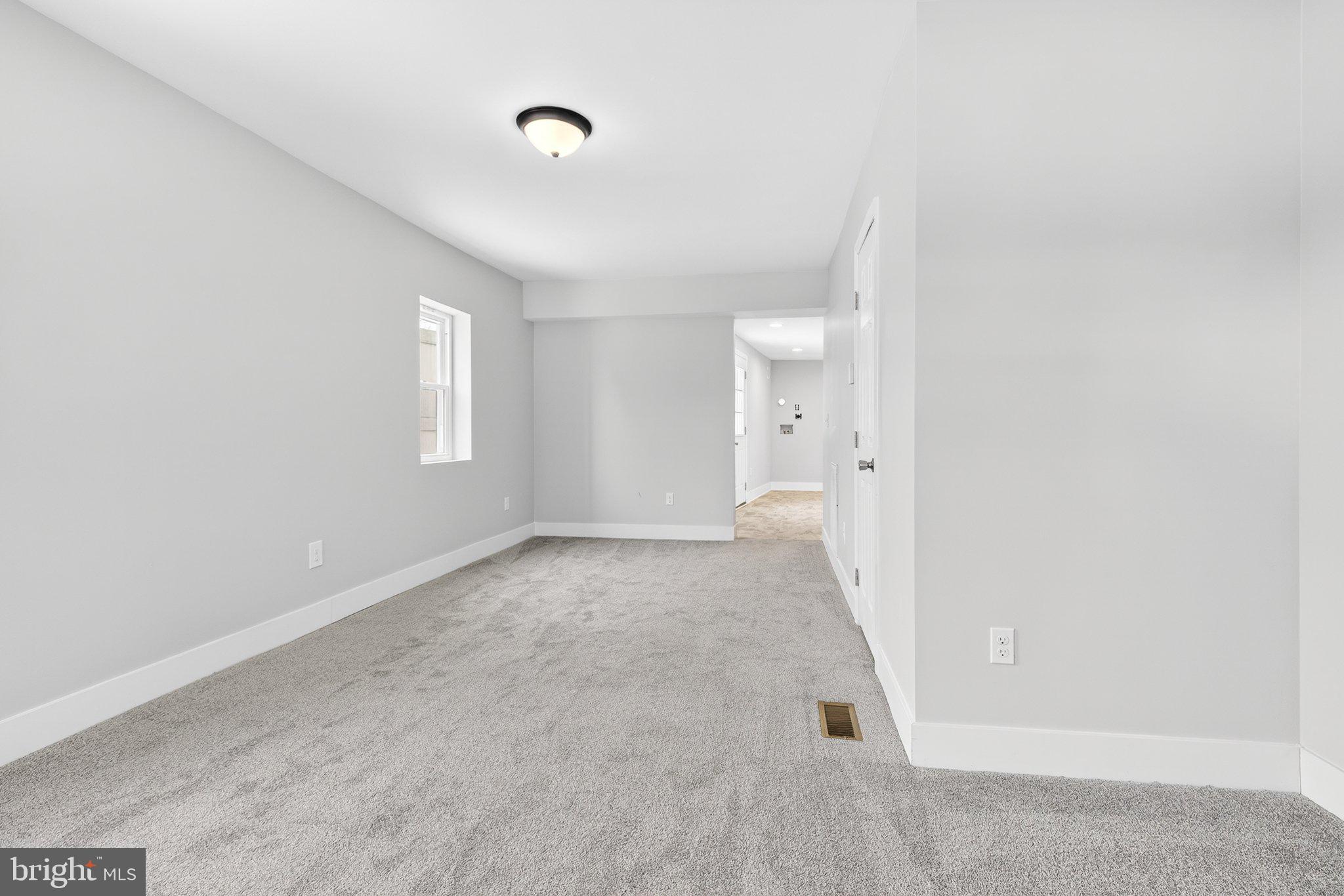 6111 LEMON STREET 15