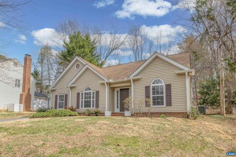 Homes For Sale - 3041 Copper Knoll Rd Rd<br/> CHARLOTTESVILLE, VA 22911