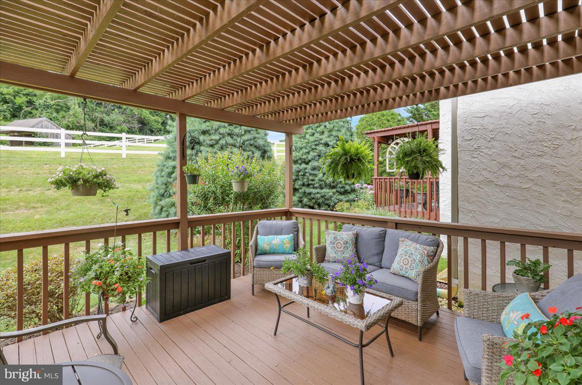 116 STEEPLECHASE DRIVE