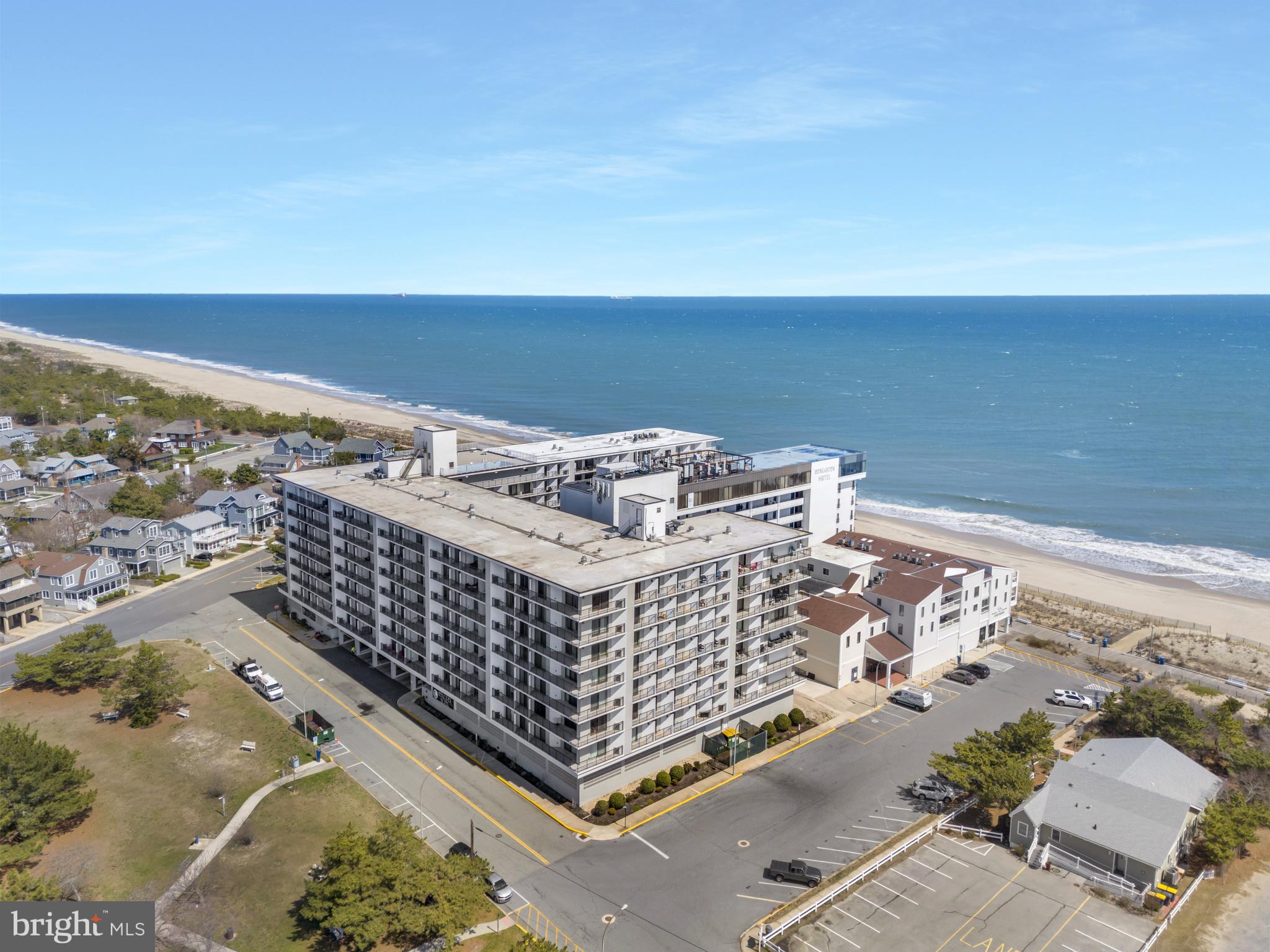 527 BOARDWALK AVENUE 216