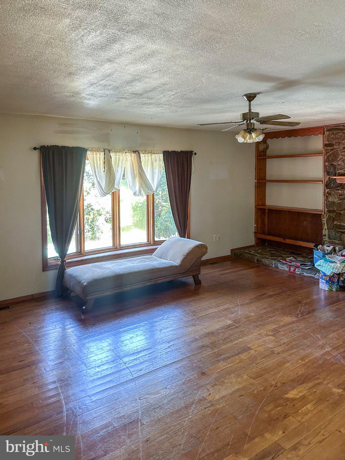 223 BARE ROAD