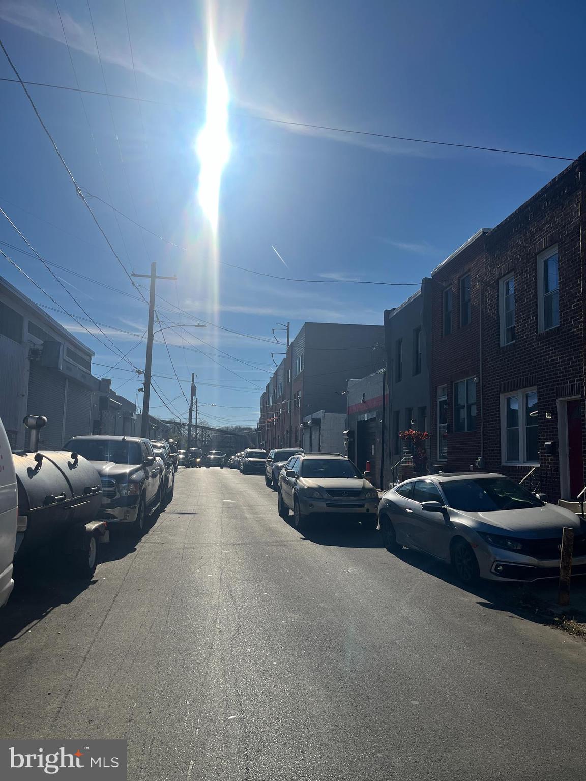 PHILADELPHIA (SOUTH) - Land