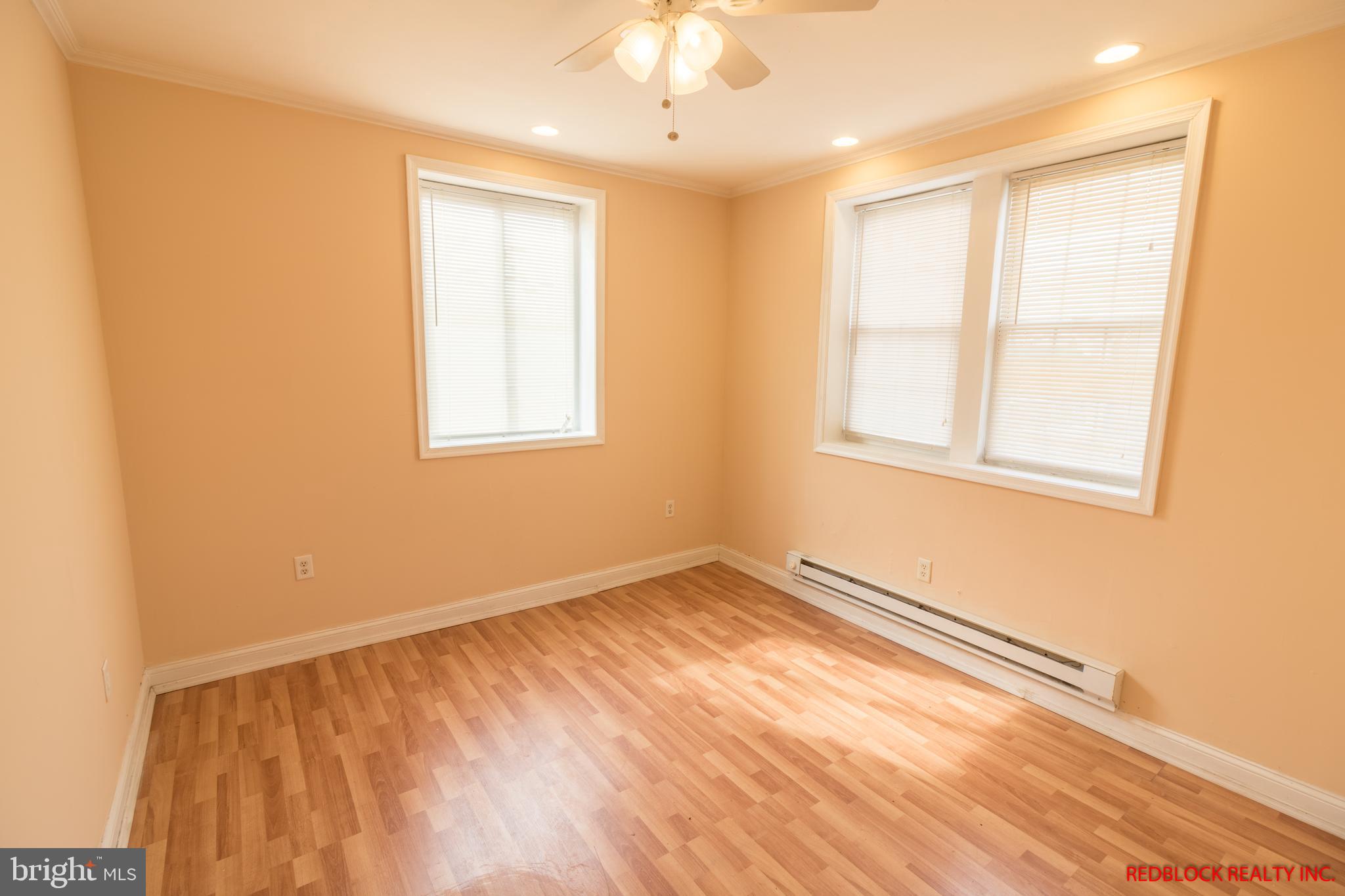 WEST OAK LANE - Residential Lease