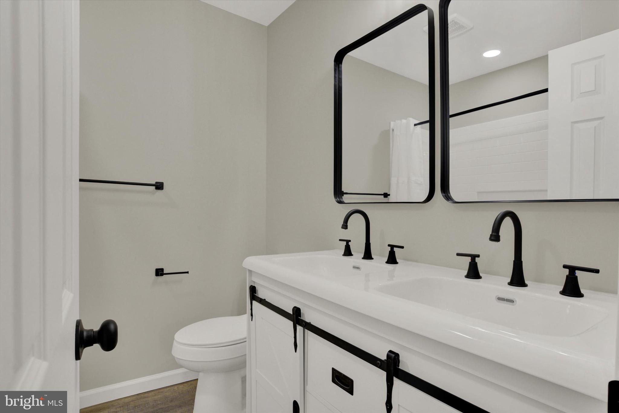 RANA VILLA SPRING TERRACE - Residential