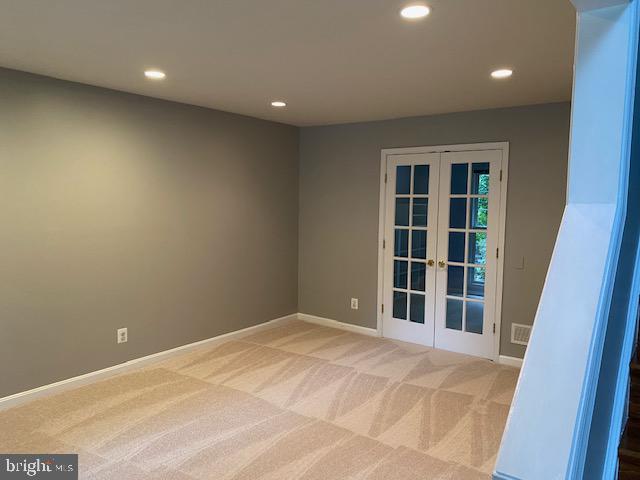 POTOMAC LAKES - Residential Lease