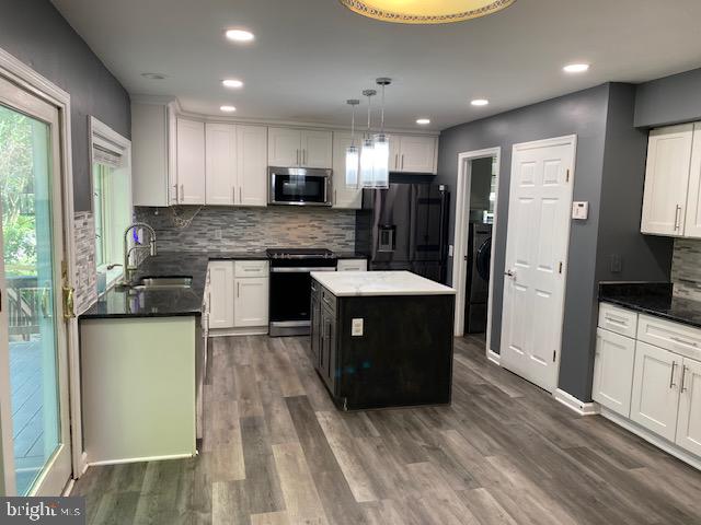 POTOMAC LAKES - Residential Lease