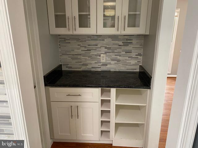 POTOMAC LAKES - Residential Lease