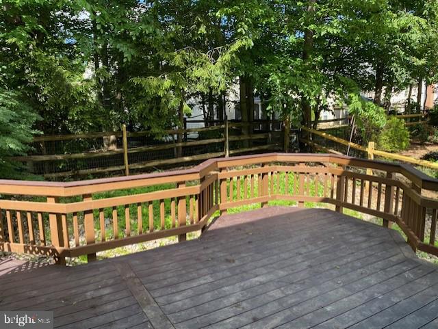 POTOMAC LAKES - Residential Lease