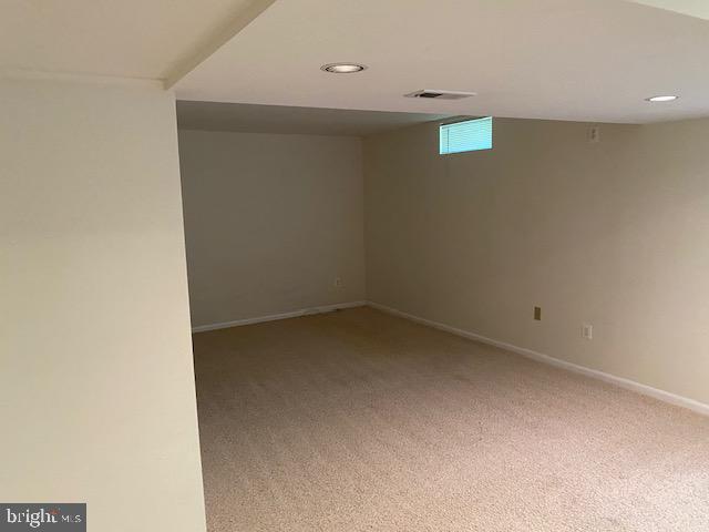 POTOMAC LAKES - Residential Lease