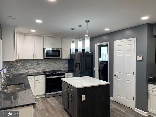 POTOMAC LAKES - Residential Lease