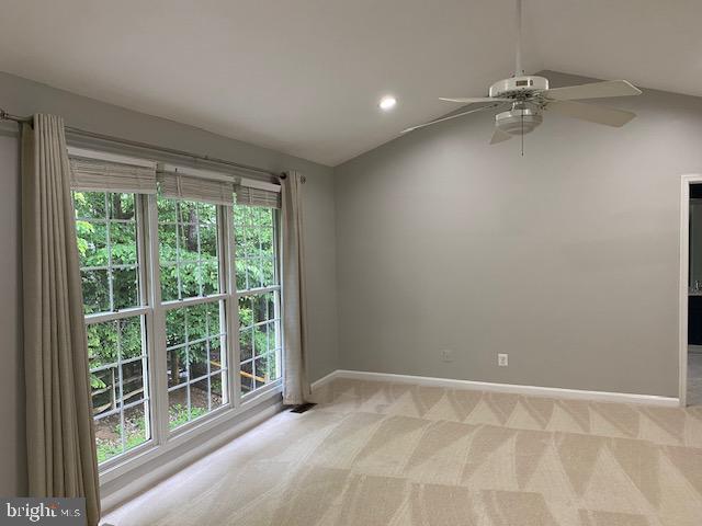 POTOMAC LAKES - Residential Lease