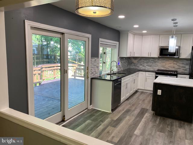 POTOMAC LAKES - Residential Lease