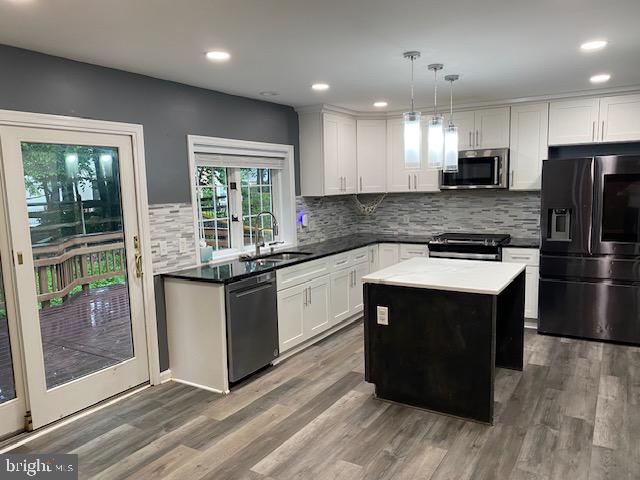 POTOMAC LAKES - Residential Lease