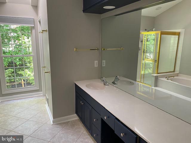 POTOMAC LAKES - Residential Lease